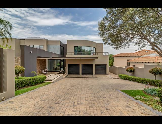 6 BEDROOM HOUSE FOR SALE IN DAINFERN VALLEY ESTATE